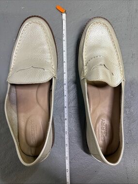 Sperry Cream Shimmer Leather Penny Loafers